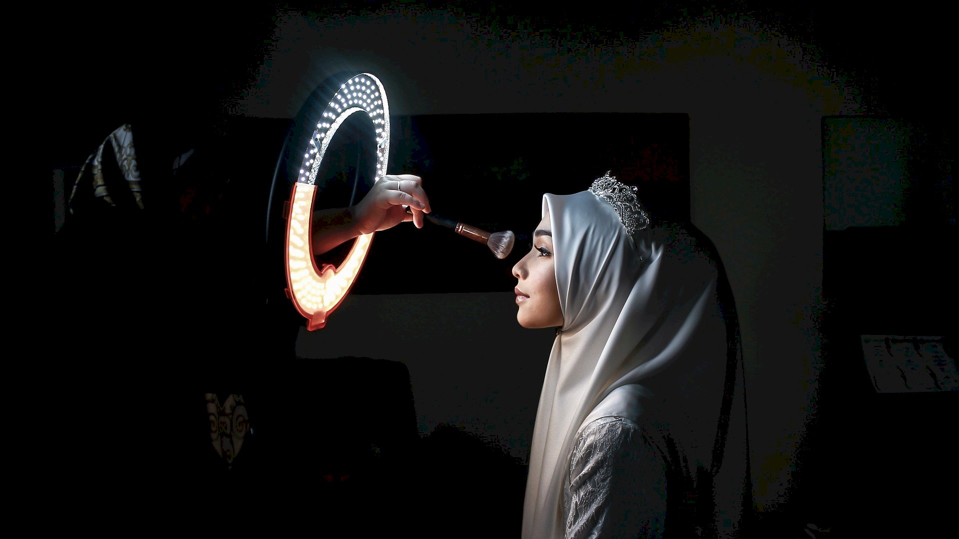 7 Rekomendasi Merk Light Ring Terbaik untuk Content Creator. Gambar : pixabay
