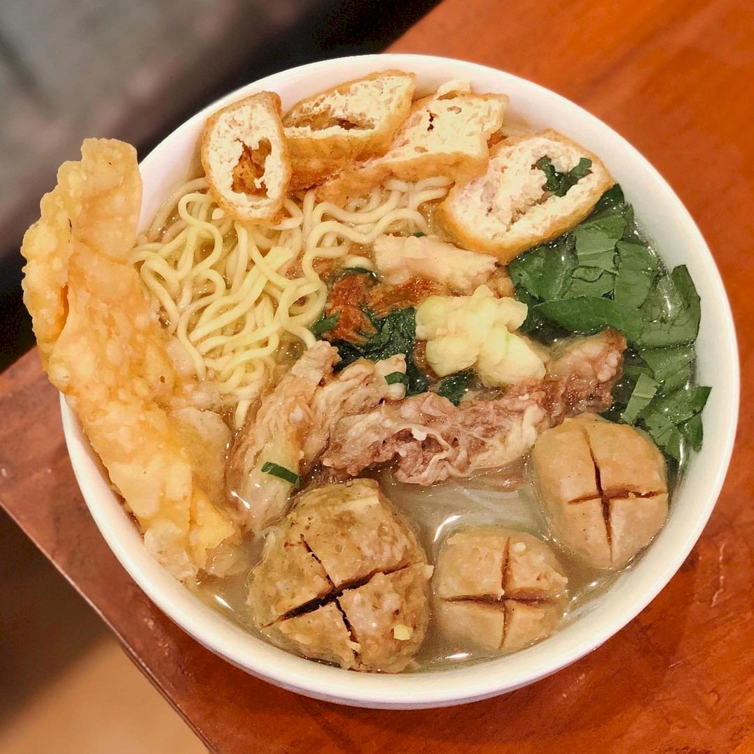 Bakso Sapen, Rekomendasi Kuliner Untuk Kalian Pecinta Koyor Bisa Request Koyor Ekstra Sepuasnya. Gambar : IG @baksopaksholeh