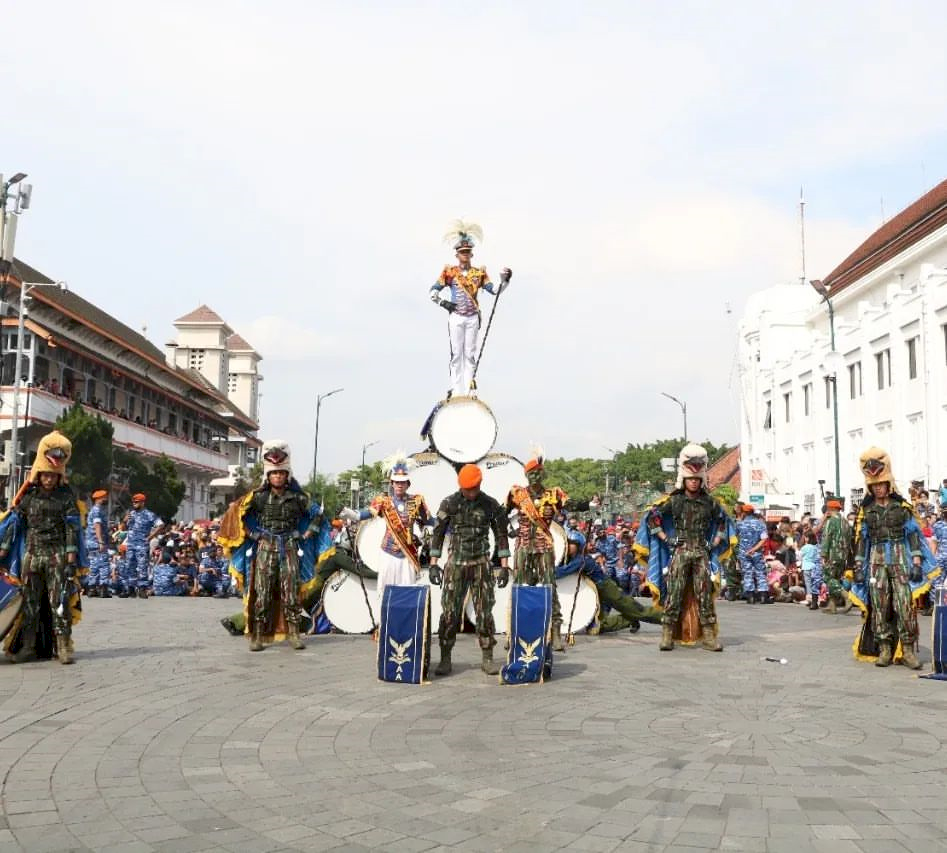 Kirab Drumband Taruna AAU Akan Digelar di Malioboro, Dalam Rangka HUT TNI ke-77. Gambar : ig: aauacid