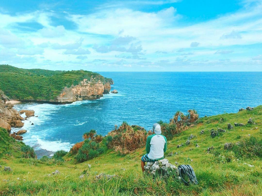 Nikmati Keindahan Pantai Gunungkidul Tanpa Ribet dengan Tiket Masuk Online. Gambar : liburmulu.com
