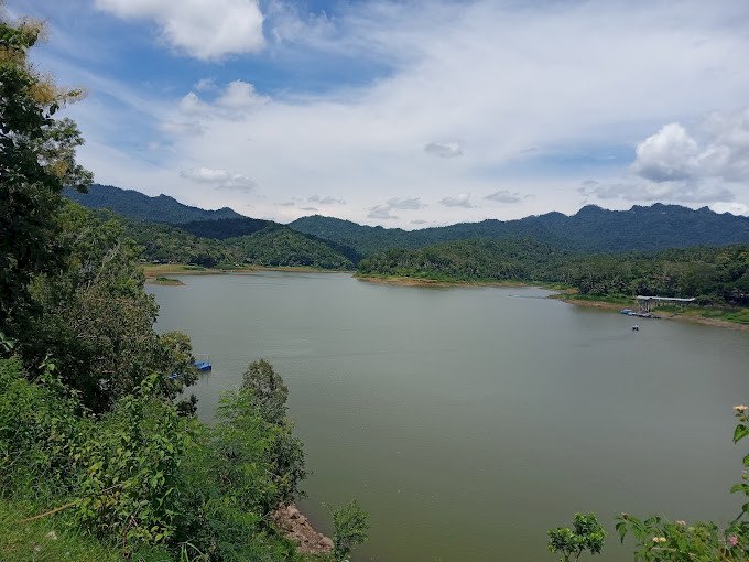 Waduk Sermo, Kulon Progo : Info Harga Tiket Masuk, Lokasi, Rute, Jam Buka, Fasilitas, & Spot Foto Terbaru Waduk Sermo, Kulon Progo : Info Harga Tiket Masuk, Lokasi, Rute, Jam Buka, Fasilitas, & Spot Foto Terbaru. Indahnya Waduk Sermo Kulon Progo Jogja Waktu Sore Hari yang Tidak Boleh Dilewatkan.
