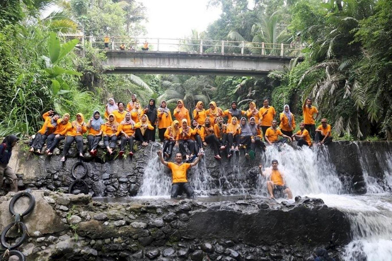 Menikmati Keindahan Alam di Desa Wisata Garongan yang Asri dan Menenangkan, dijogja.co. Menikmati Keindahan Alam di Desa Wisata Garongan yang Asri dan Menenangkan.