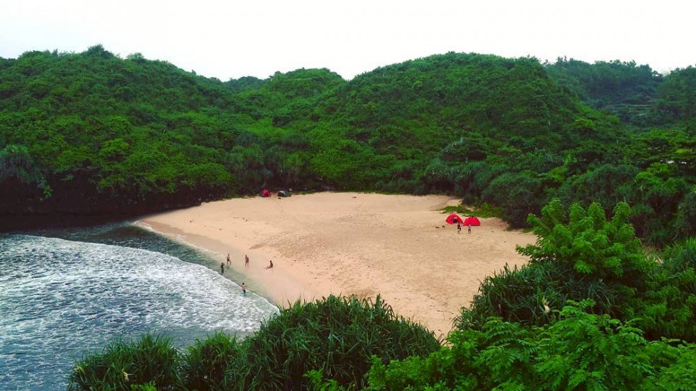 Menjelajahi Keindahan Pantai Sedahan, Hidden Gems di Gunungkidul, Yogyakarta., dijogja.co. Menjelajahi Keindahan Pantai Sedahan, Hidden Gems di Gunungkidul, Yogyakarta.